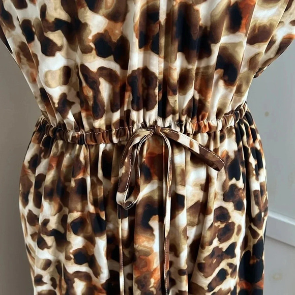 Calvin Klein Animal Print Tie-Shoulder Maxi Dress with Drawstring Elastic Waist - Picture 6 of 16
